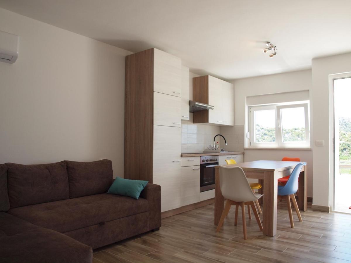 Apartman&Studio S Плоче Екстериор снимка
