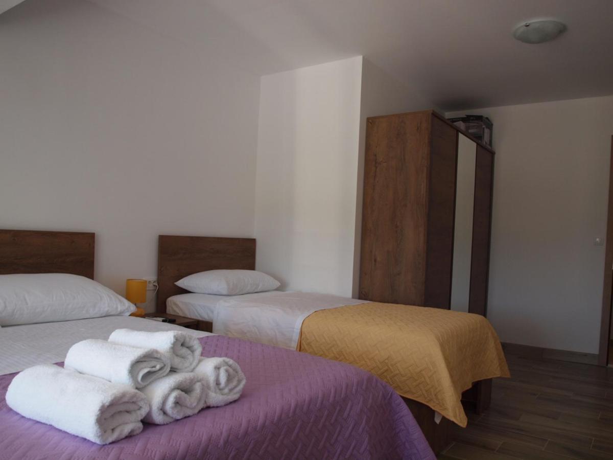 Apartman&Studio S Плоче Екстериор снимка