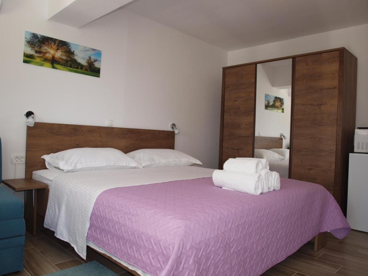 Apartman&Studio S Плоче Екстериор снимка