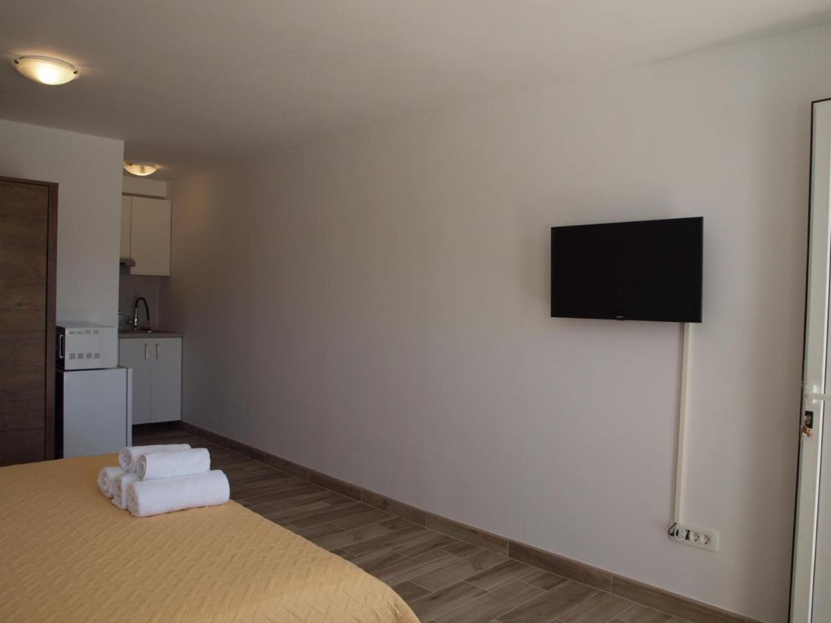Apartman&Studio S Плоче Екстериор снимка