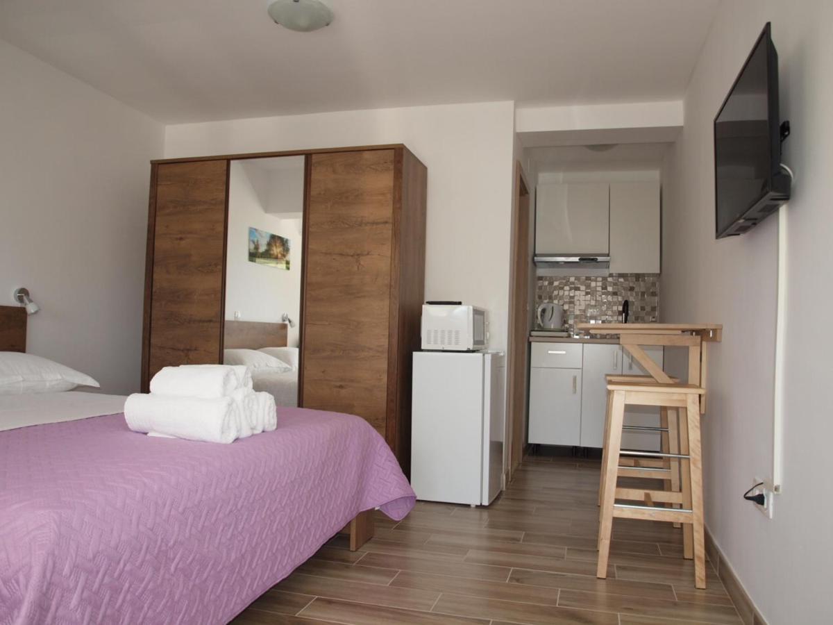 Apartman&Studio S Плоче Екстериор снимка